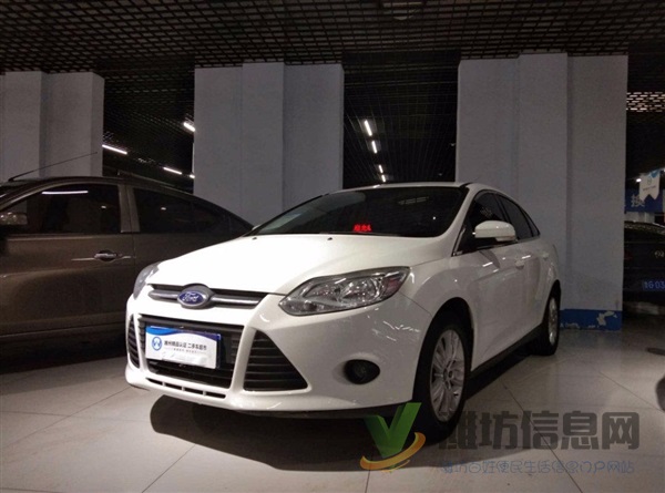 福特 福克斯三廂 2012款 三廂 1.6L 手動舒適型