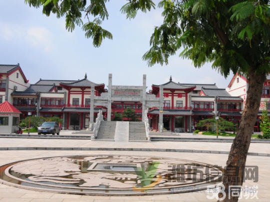 臨朐新天地小區(qū)周邊商鋪出租,無(wú)轉(zhuǎn)讓費(fèi)