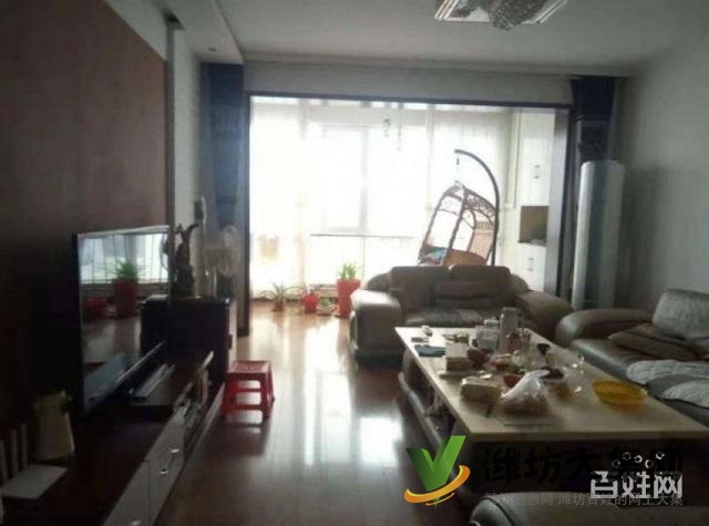 植物園近人民單位房三室兩廳精裝