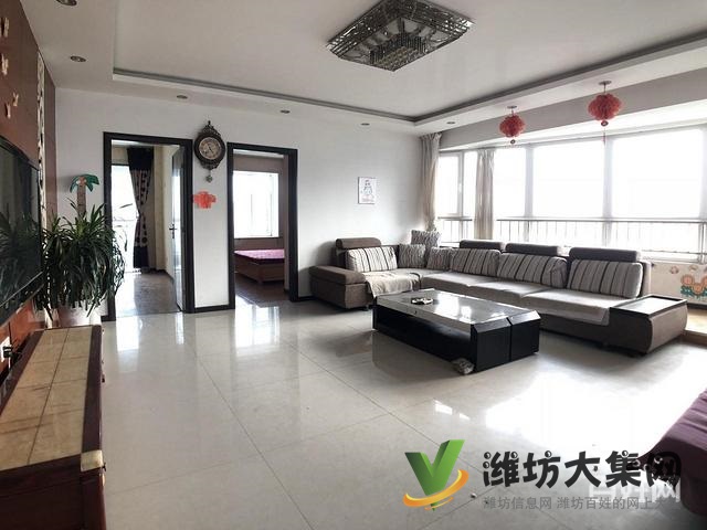 北海學(xué)校南鄰 電梯好樓層精裝三室?guī)ё赓U車(chē)位 近谷德