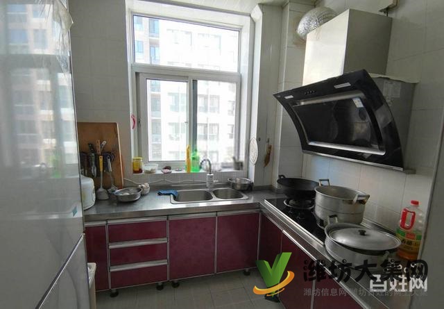 萬達近 附屬醫(yī)院 佳樂家對面君尚花園多層4樓精裝