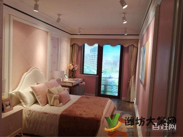 奎文區白浪河畔 高檔小區 陽光假日 法式 多層電梯