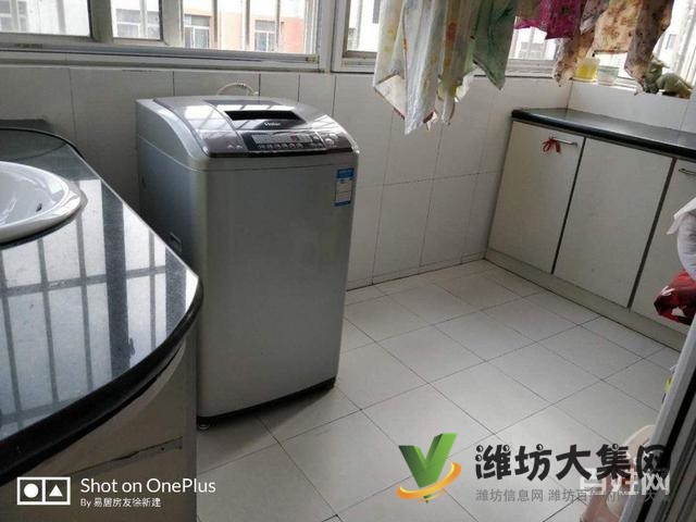 濰州路北佳樂家近北商城114平米多層帶電梯三室精裝