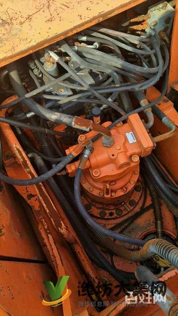 斗山220-7二手挖掘機(jī)動力強(qiáng)勁全國包送