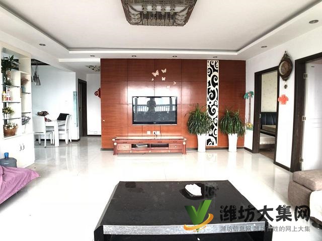 北海學(xué)校南鄰 電梯好樓層精裝三室?guī)ё赓U車(chē)位 近谷德