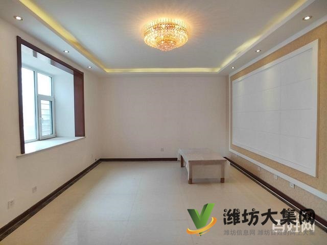 安全交易 東方名苑精裝未住!3室 送地下室!送車(chē)位