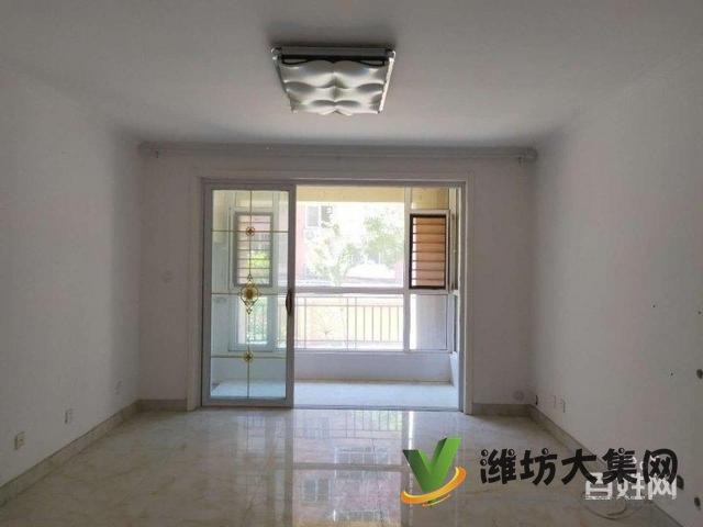 北苑學校近,現房三室,氧吧社區,綠化率高,成熟小區,特價出售