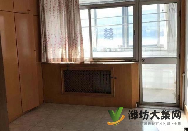 首付5萬(wàn)濰坊中學(xué)宿舍112平3室朝陽(yáng)無(wú)稅帶地下室干