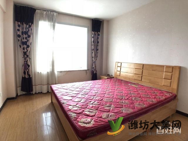 北海學(xué)校南鄰 電梯好樓層精裝三室?guī)ё赓U車(chē)位 近谷德