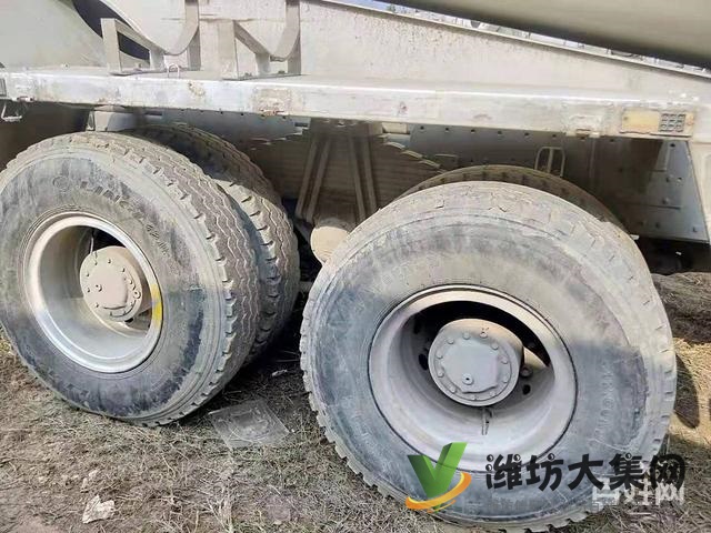 出售二手豪沃?jǐn)嚢柢?大20方 前四后八輪 國(guó)四