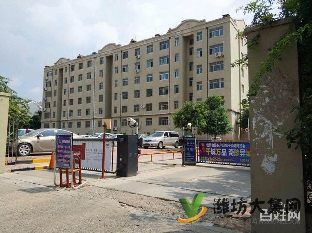 文化路與櫻前街教育房櫻園東區(qū)多層 精裝三室66萬看