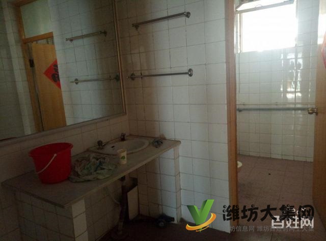 文化路與櫻前街學校近128平米三室朝陽75萬 看房