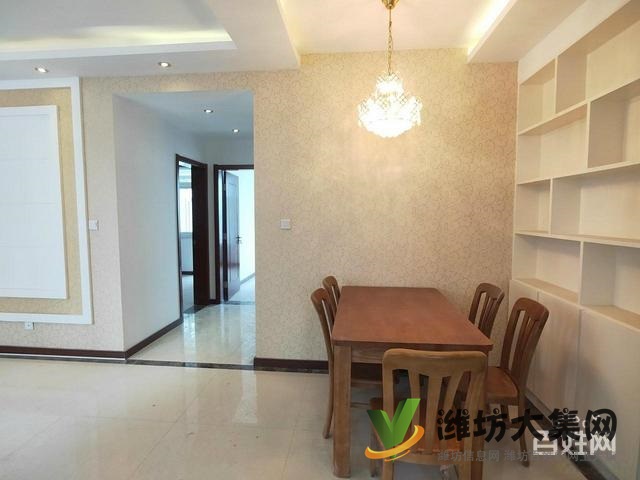 安全交易 東方名苑精裝未住!3室 送地下室!送車(chē)位