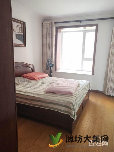 萬達北 130平方東方星 三室 精裝沒住 亞星單