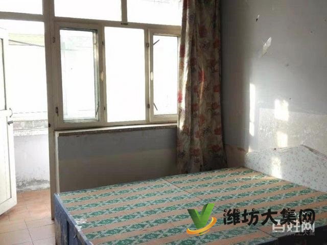 泰華近,葦灣小區75平三室大客廳精裝 雙氣供暖單位房實際大