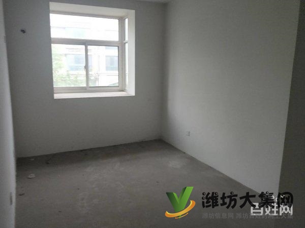 翠湖美墅對面天潤淺水灣多層二樓帶地下室 四居室毛坯