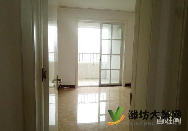 萬達泰華北 樓層好水映幸福城 115平 三室裝修帶