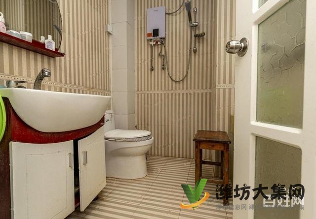 金都時(shí)代新城兩室精裝修 兩室朝陽(yáng)年輕人過(guò)渡好房