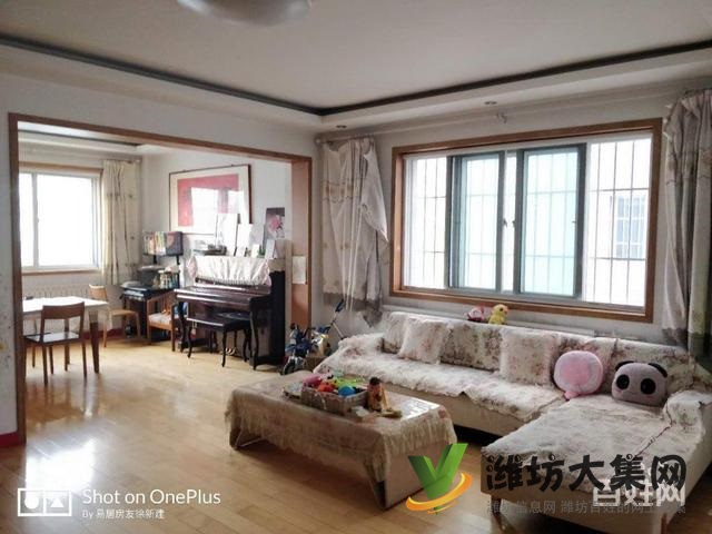 濰州路華城近多層帶電梯三室精裝修