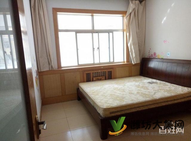 健康街工商局宿舍新華學(xué)校近多層2樓90平米標(biāo)準(zhǔn)三室