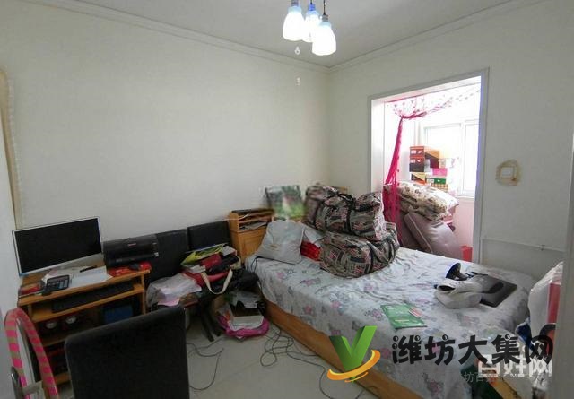 萬達近 附屬醫(yī)院 佳樂家對面君尚花園多層4樓精裝