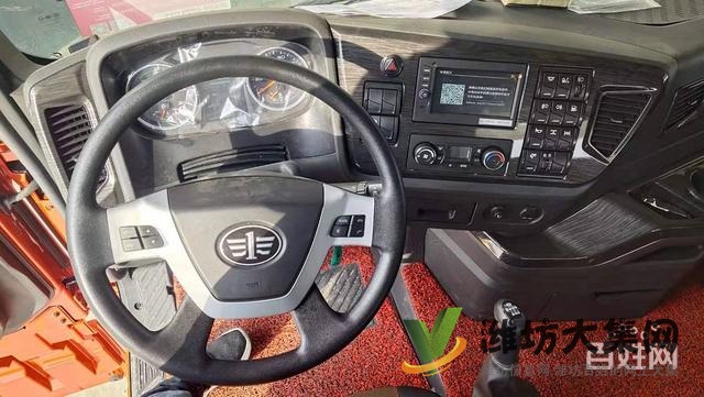 19款解放JH6牽引車(chē) 國(guó)五雙驅(qū)輕體 550馬力