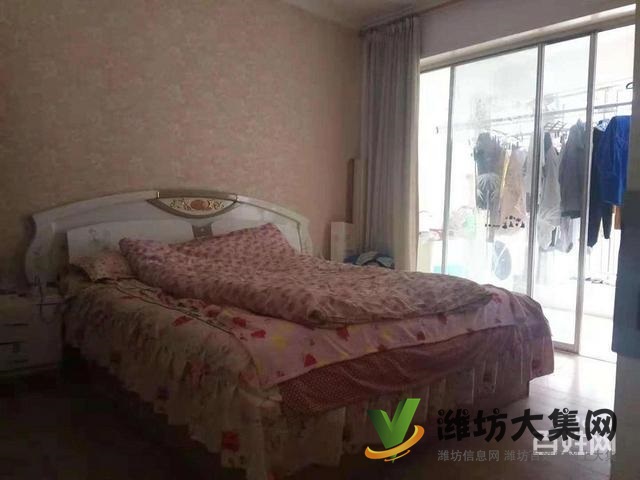 奎文區(qū)白浪河畔 泰華近萬達西 世紀花苑145平65