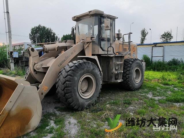 濰坊低價出售兩臺50裝載機