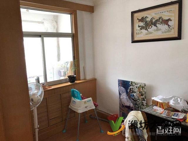 新華學校沃爾瑪近胡西組團小區3樓 東山 大三室 6