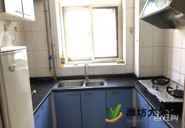 寶利家園 91平3室精裝不山不頂 無稅 帶地下室泰