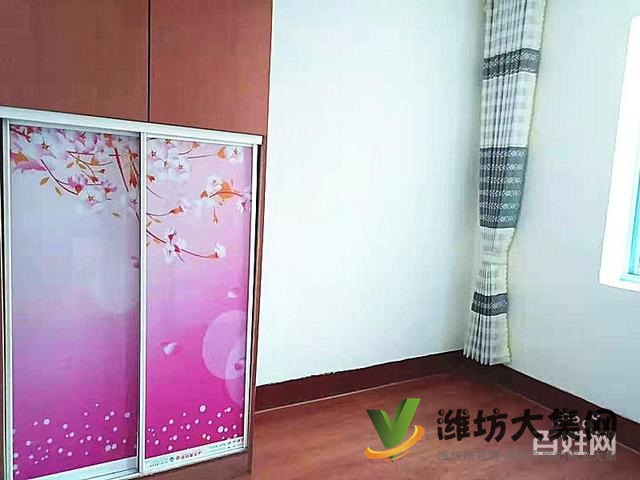 濰州路技校宿舍1樓帶院前開(kāi)門(mén)可做生意用55平3室1