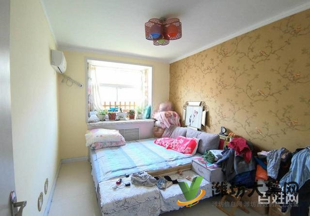 萬達近 附屬醫(yī)院 佳樂家對面君尚花園多層4樓精裝