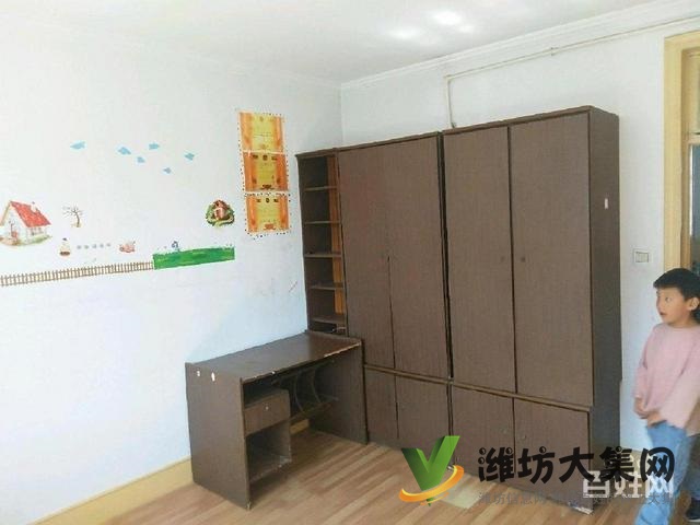 育英中學(xué) 濰棉小區(qū) 多層兩室 中等裝修 帶廈子出稅