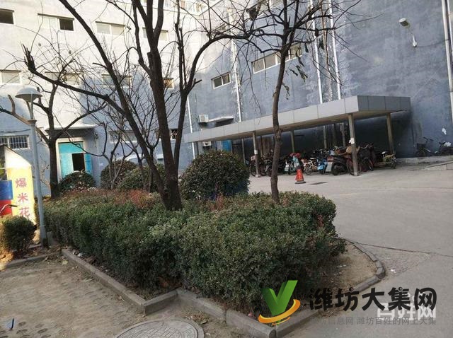 濰州路華城近多層帶電梯三室精裝修