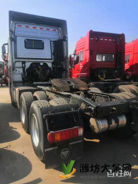 轉(zhuǎn)讓二手歐曼牽引車 550馬力 國五 雙驅(qū)輕體