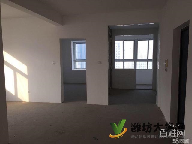 華光嘉苑,三室兩廳一衛(wèi),單價(jià)6000戶型好