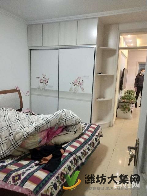 東風街西園小學近多層112平大3室簡單裝修54.8