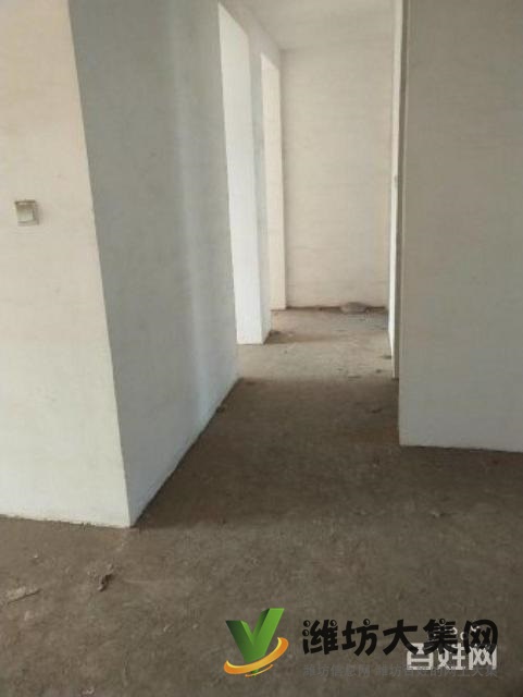 房子來了,115平三室兩廳毛坯帶車庫,首付低,一套