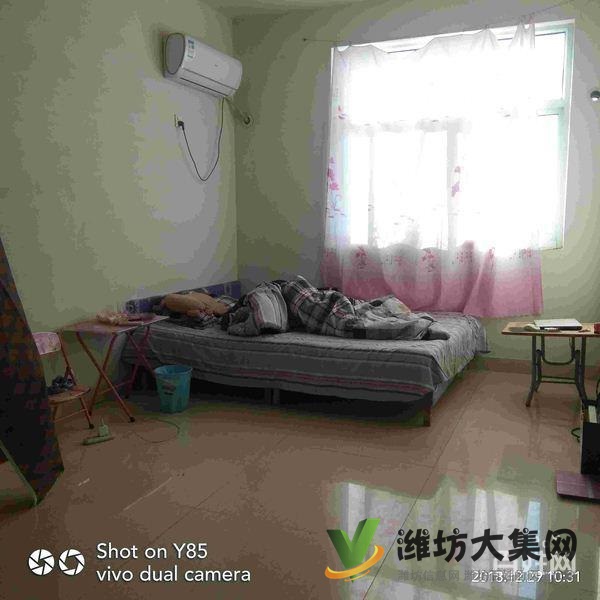 近雙語 大觀園小區 三室152平 采光好 急售