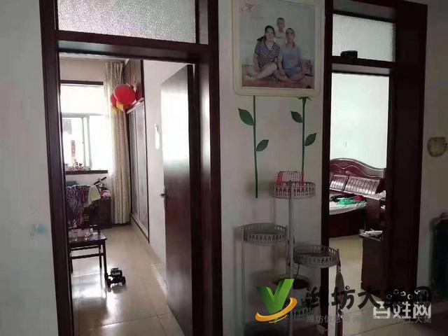 萬達南臨、墨龍花園130平方帶車位儲藏室僅售68萬