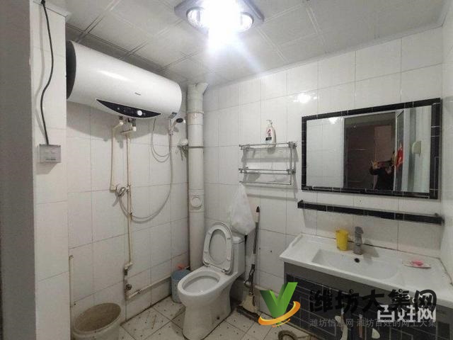 首付8萬(wàn) 東埠學(xué)校 麗景苑3樓 97平 兩室兩廳 精裝 倉(cāng)庫(kù)