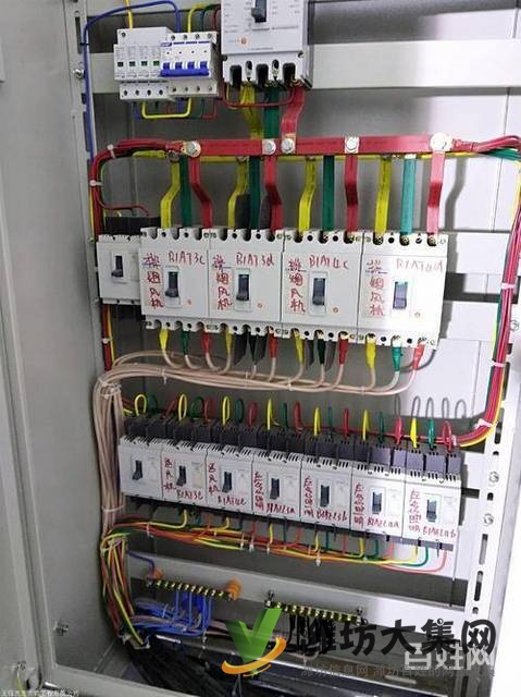 濰坊專業電工上門維修電路跳閘安裝燈具維修水電暖等疑難故障