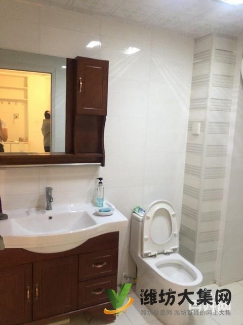 市府廣場旁 南北通透雙陽臺 精裝未住 僅85萬