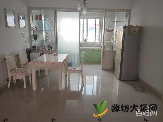 領世新城,精裝三室,帶大車庫31平,**出售,房主