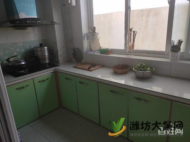 領世新城,精裝三室,帶大車庫31平,**出售,房主