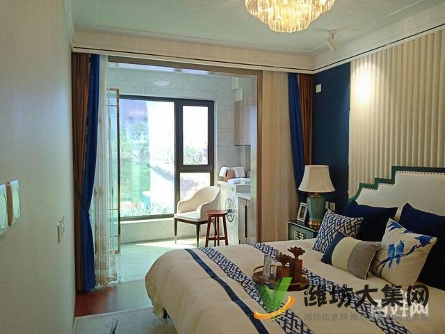 恒信玫瑰公館 小高層電梯洋房 135平三室兩廳兩衛(wèi)頂