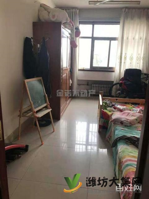 金都花園多層四樓150平大三室精裝修 帶車庫82萬