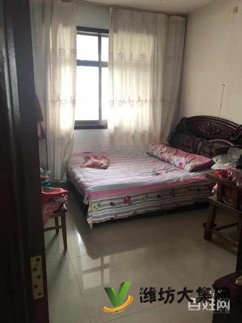 金都花園多層四樓150平大三室精裝修 帶車庫82萬