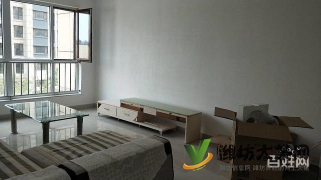 青云國際城,精裝三室兩廳,家具家電齊全,首次出租,