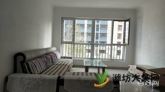 青云國際城,精裝三室兩廳,家具家電齊全,首次出租,